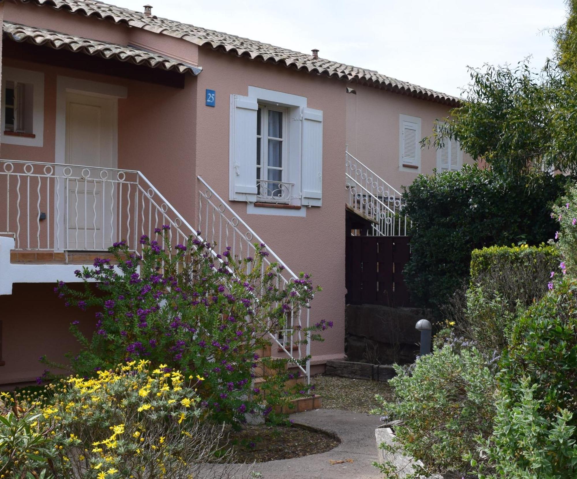 Villa Le Hameau - Cap Esterel Saint-Raphaël Екстериор снимка